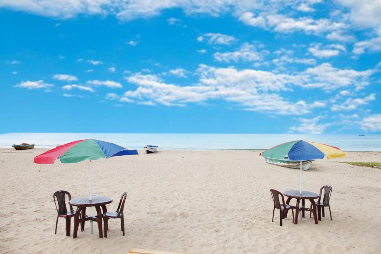 Elegant Green Beach Resort Trincomalee Exterior photo