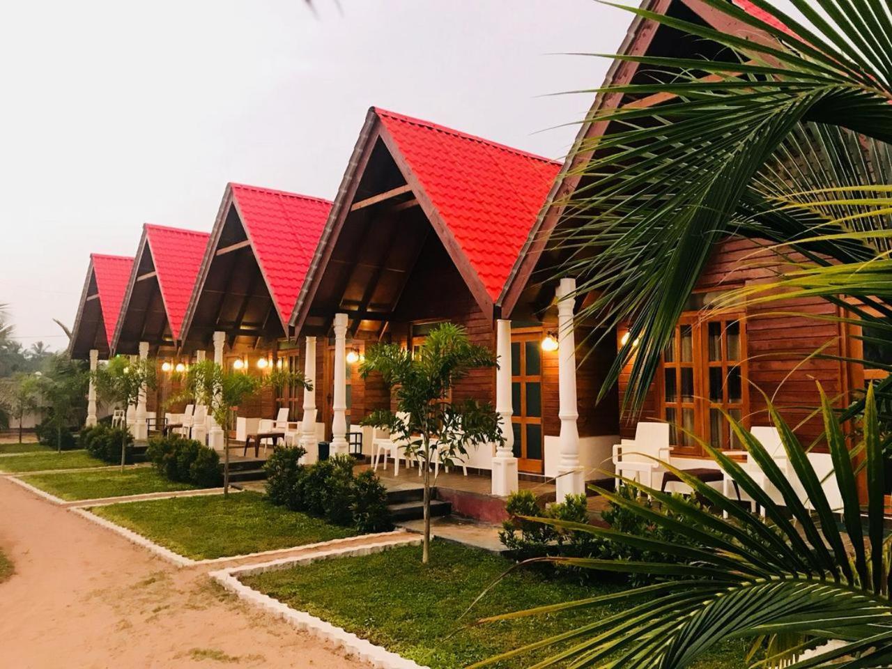 Elegant Green Beach Resort Trincomalee Exterior photo